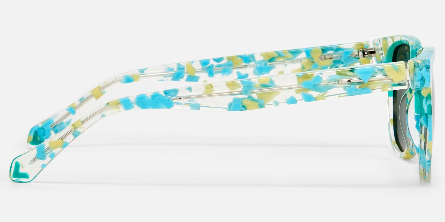 Filia - Square Green Sunglasses | Vooglam Side View