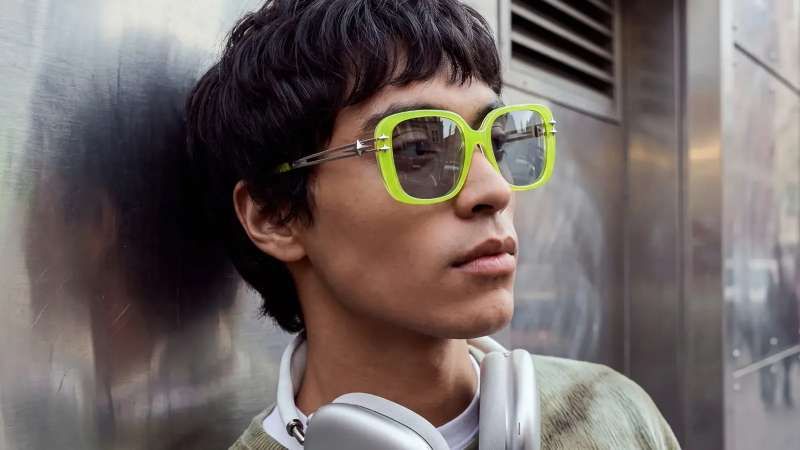 Nova glasses: vibrant neon green rounded square glasses with classic y2k stars on the side, perfect for men's daily y2k styles