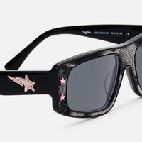 Maeva - Rectangle Black Sunglasses | Vooglam Design Details