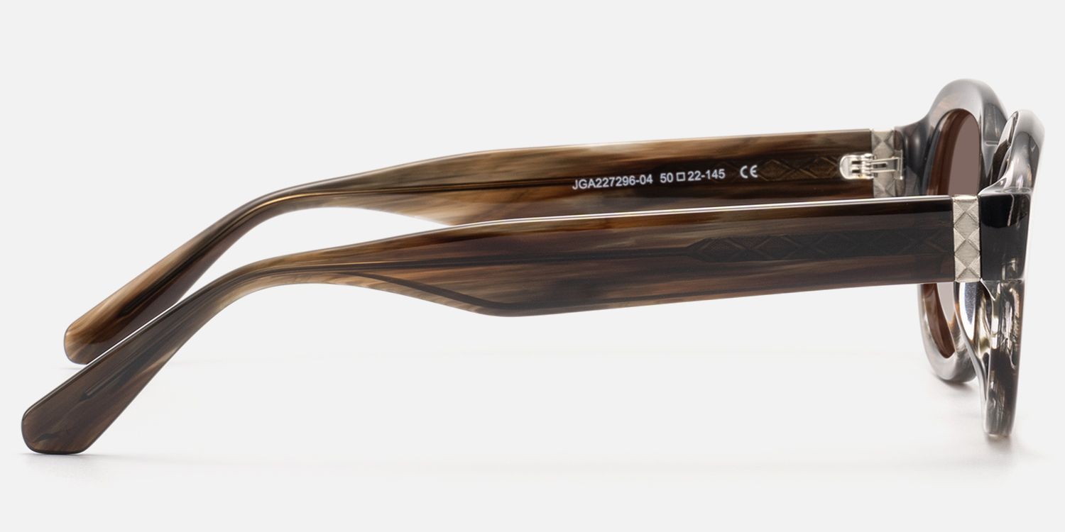 Eerie - Dark Brown Tinted Wood Grain Sunglasses | Vooglam Side View