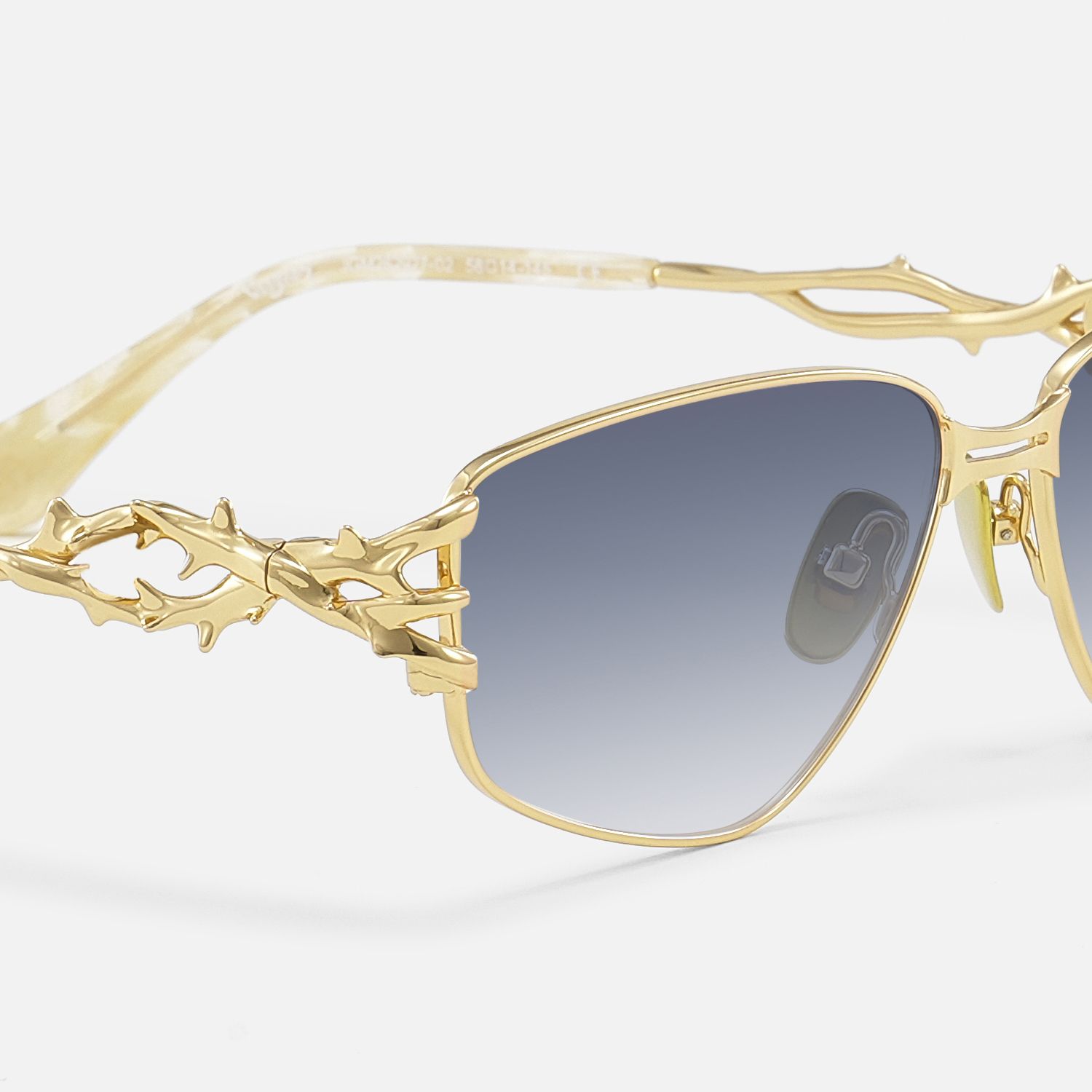 Spine - Gold Metal Sunglasses with Thorn | Vooglam Design Details
