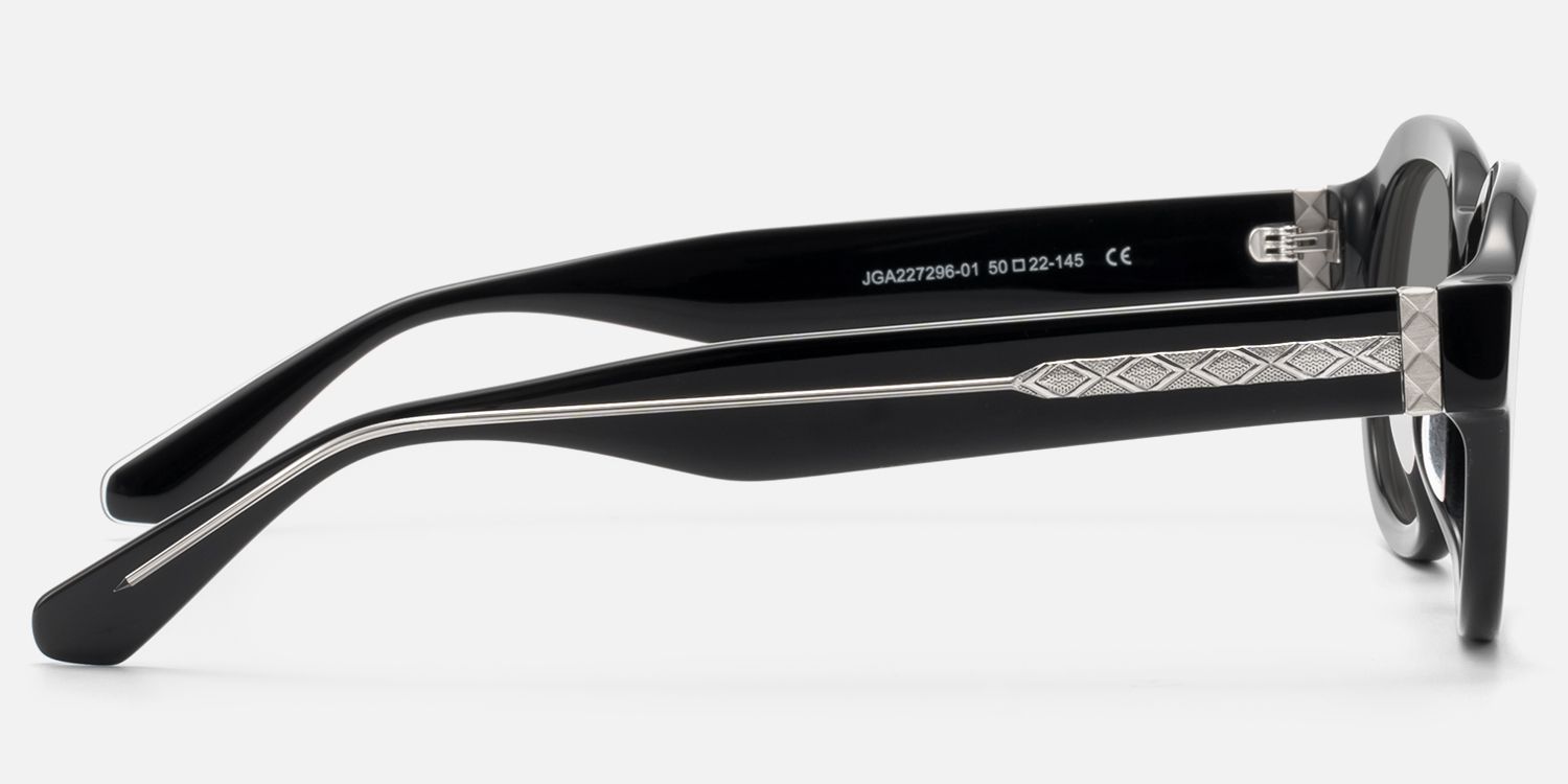 Eerie - Shiny Black Gray Tinted Diamond Sunnies | Vooglam Side View