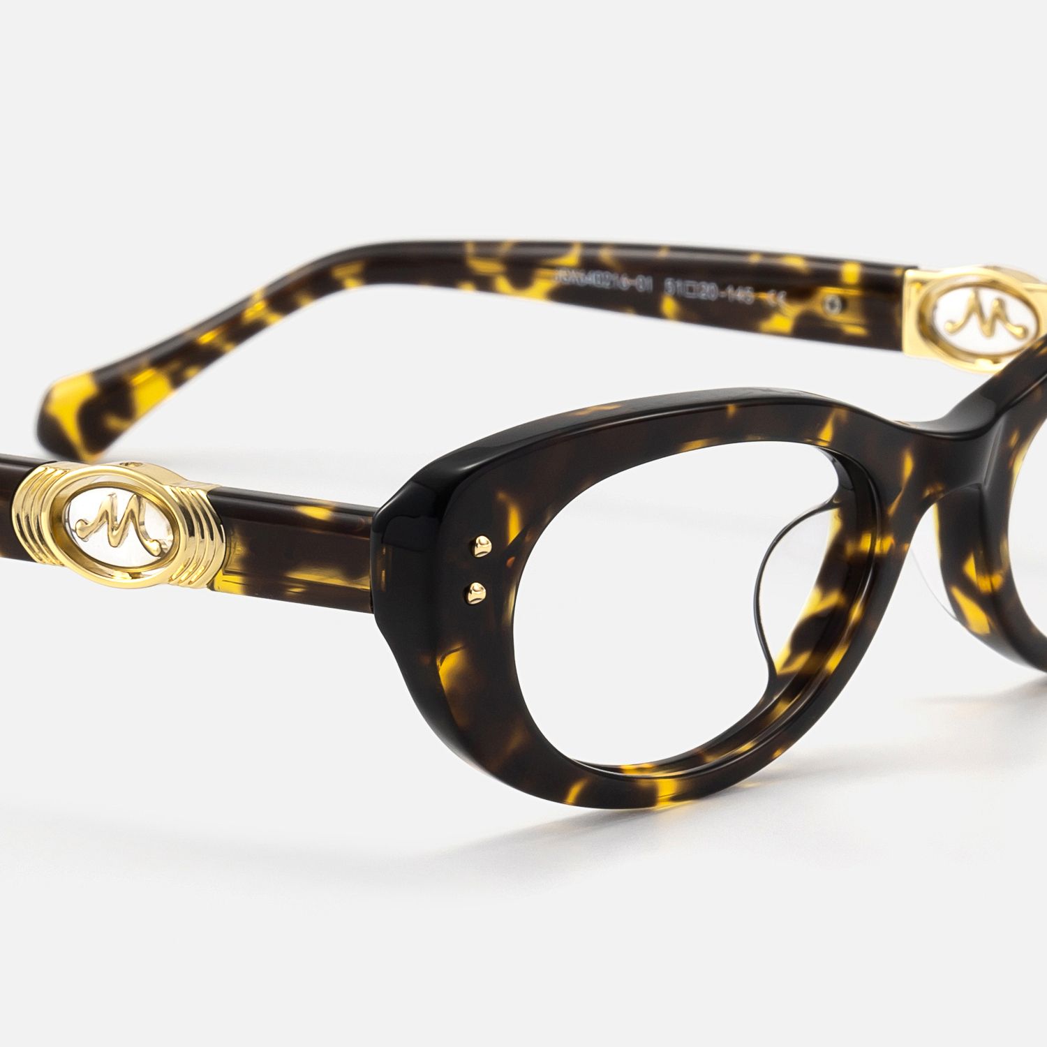 Ginza: acetate narrow cateye glasses inspired from Y2K spirit