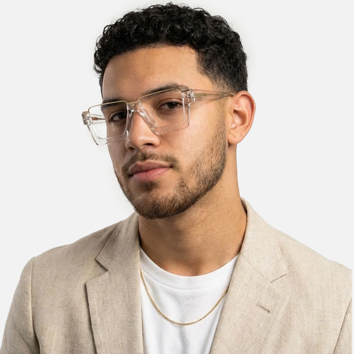 Experience the avant-garde aesthetic of Dardhan crystal frames. These transparent rectangle glasses combine a modern silhouette with superior build quality.