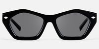 Chiclyn - Geometric Black Sunglasses | Vooglam Angle View