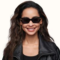 Nomad - Black Cat eye Sunglasses | Vooglam On Model 1