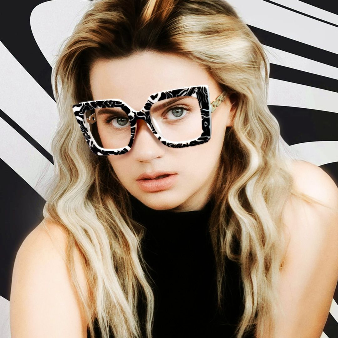 Pacorro - Square Pattern Eyeglasses by Vooglam - On Model