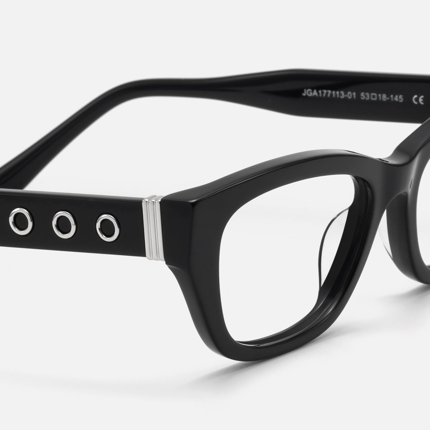 Riven - Solid Black Angular Cat Eye Frame | Vooglam Design Details