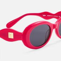 Royale - Oval Pink Sunglasses | Vooglam Design Details