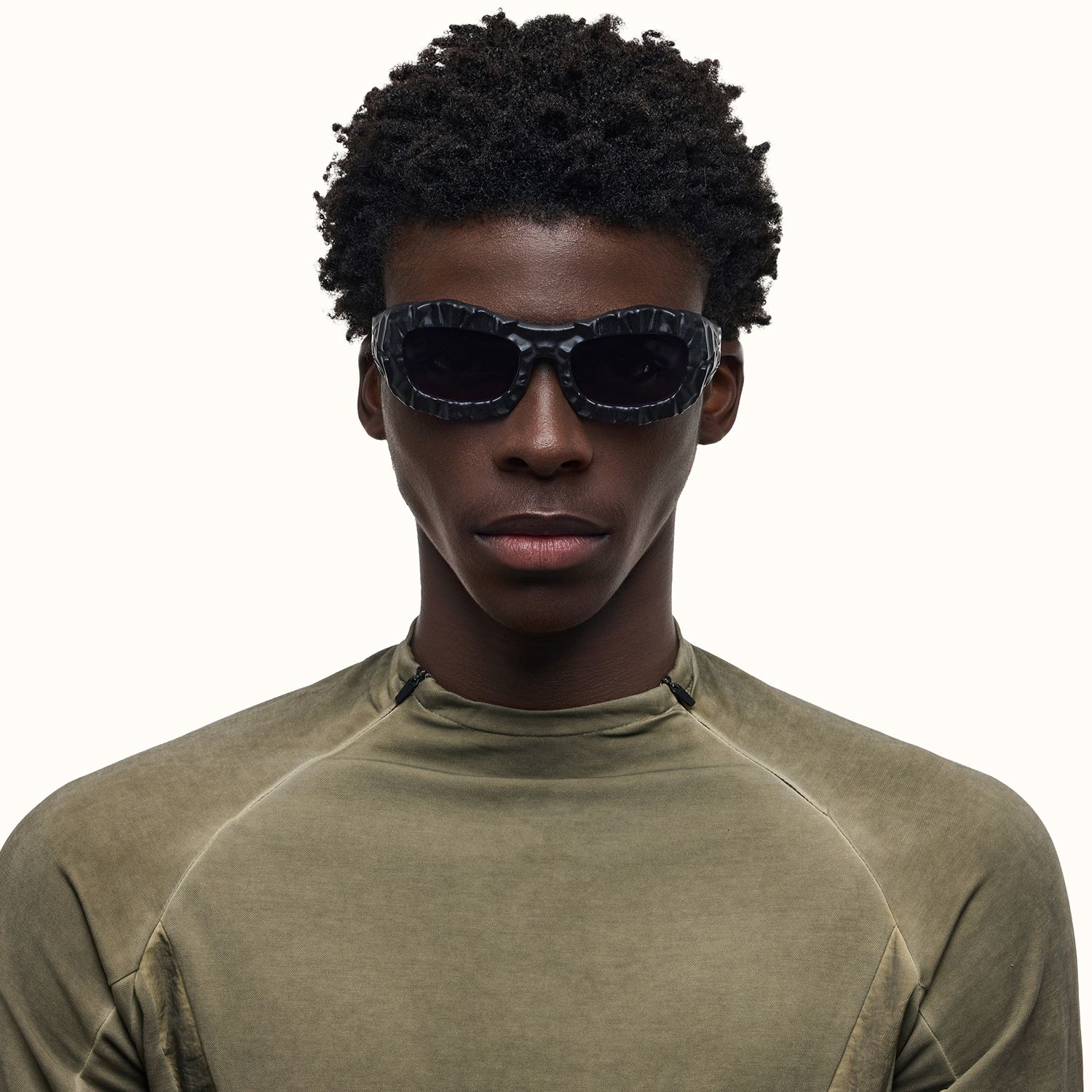 model wearing The Geologist - Geometric Black Sunglasses 2