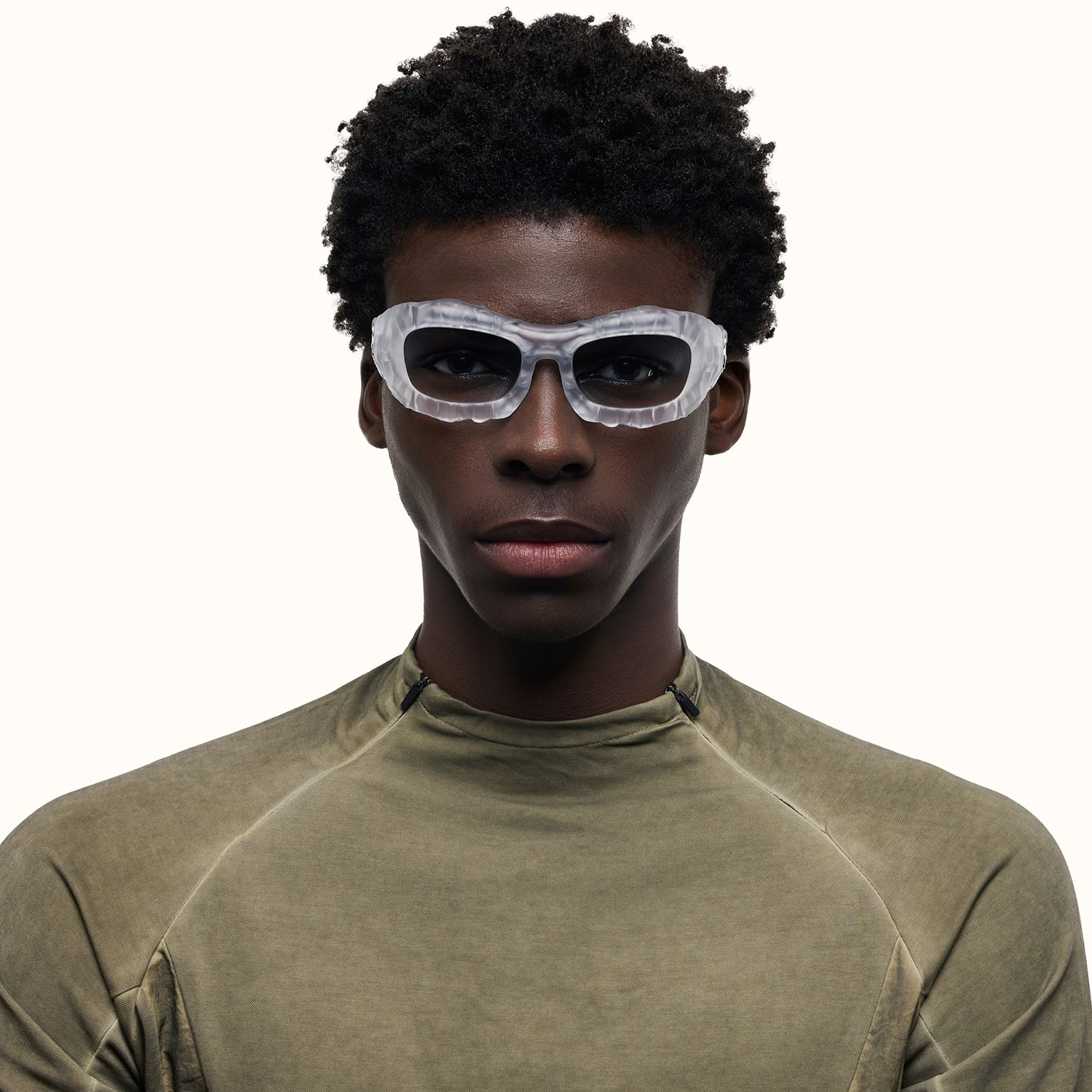 The Geologist - Blue Gradient Marble Sunglasses | Vooglam On Model 2