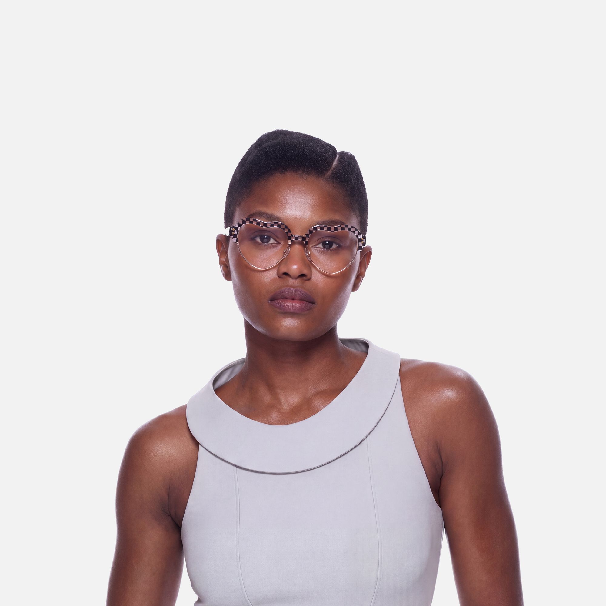 Hannah - Checkered Heart Shaped Glasses | Vooglam On Model 1