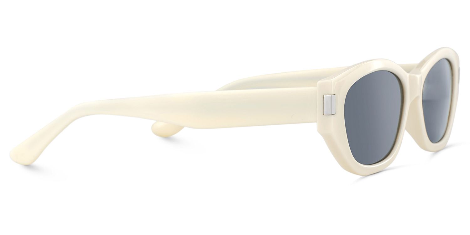 Reign - Geometric White Sunglasses | Vooglam 4