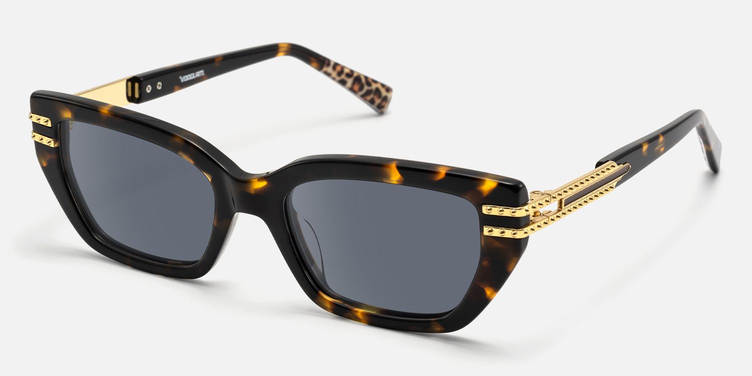 Nomad - Tortoise Cat eye Sunglasses | Vooglam Front View