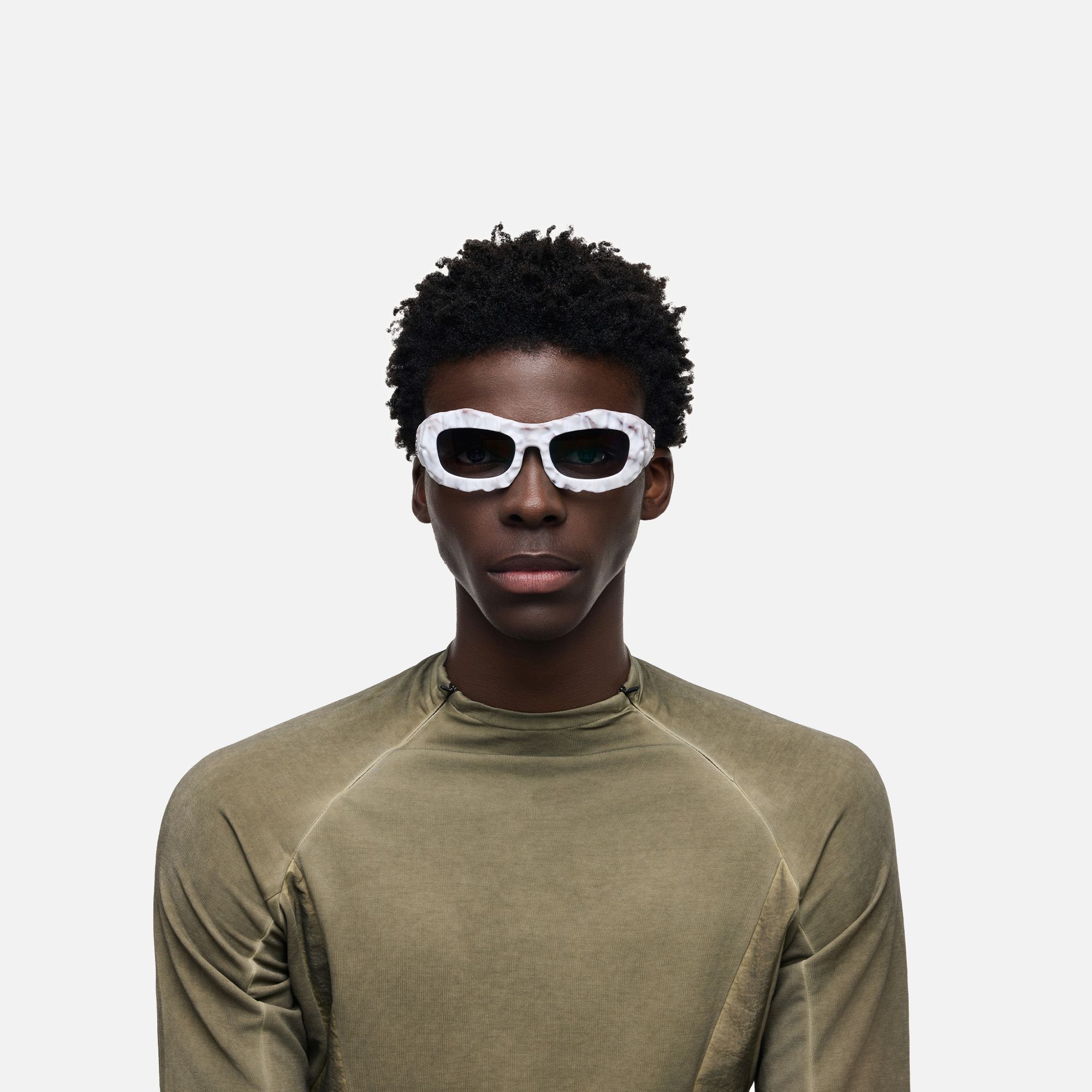 The Geologist - Marbled Gradient Gray Sunglasses | Vooglam On Model 2