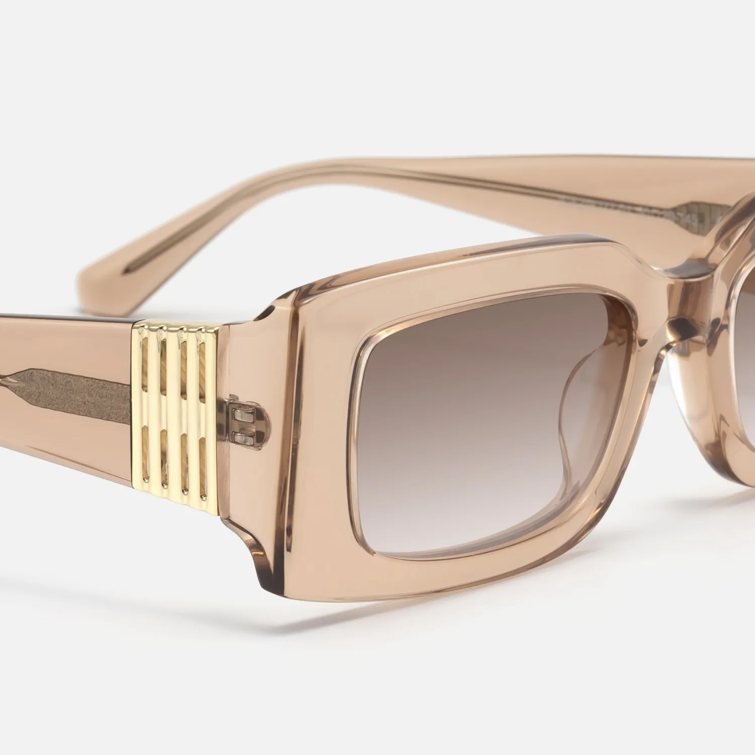 champagne gradient brown with gold hinge sunglasses