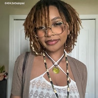 Rojas - Vintage-inspired Gold Round Eyeglasses - 7