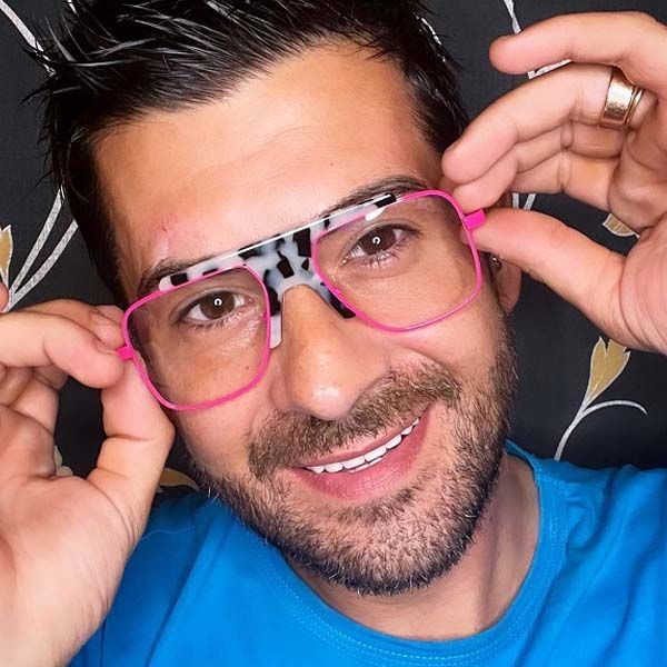 Designer Eyeglass Frames: Elevate Your Look with Vooglam Eyewear