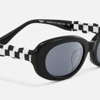 SHHHH~ - Oval Black Sunglasses | Vooglam Design Details