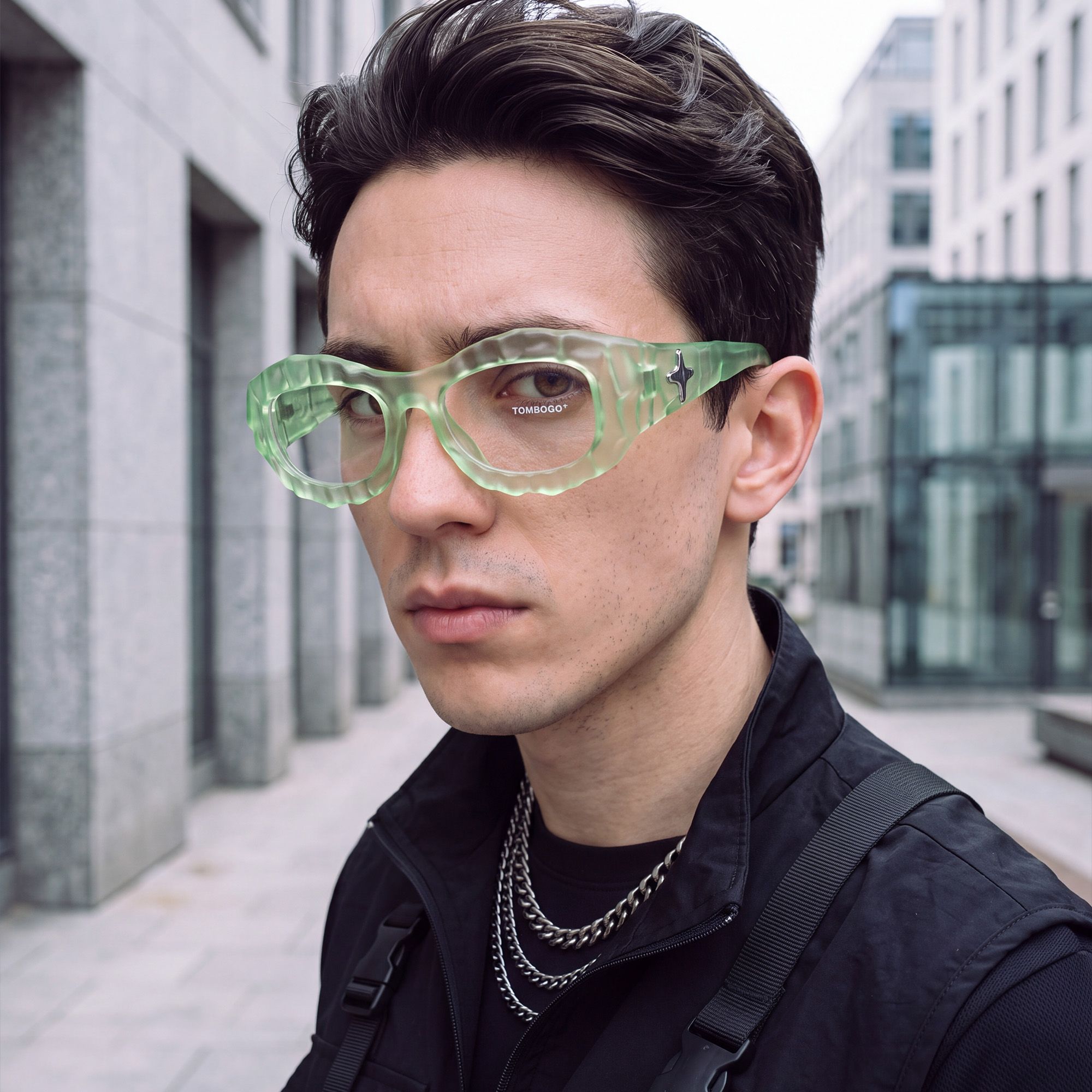 Vooglam Street Style in Real Life: The Geologist - Clear Transparent Marble Glasses by Vooglam