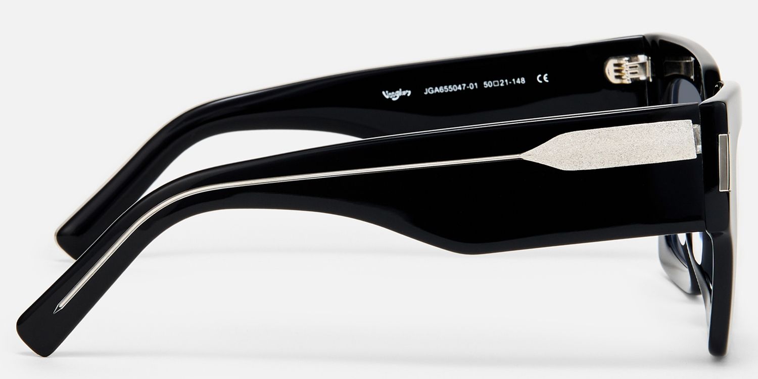 Vaeda - Square Black Sunglasses | Vooglam Side View