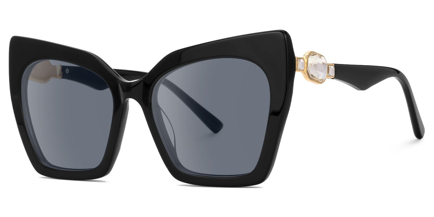 Feliciana - Cat Eye Black Sunglasses | Vooglam Front View