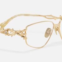 Spine - Geometric Gold Eyeglasses | Vooglam Design Details