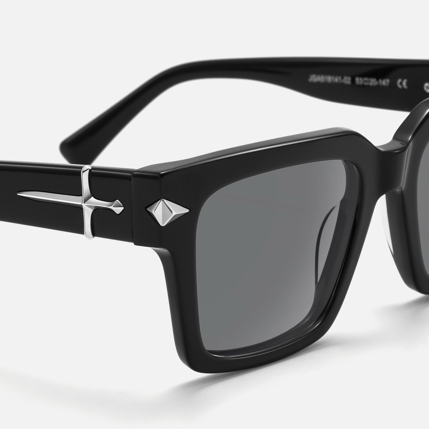 Covenant - Thick Acetate Sword Sunglasses | Vooglam Design Details