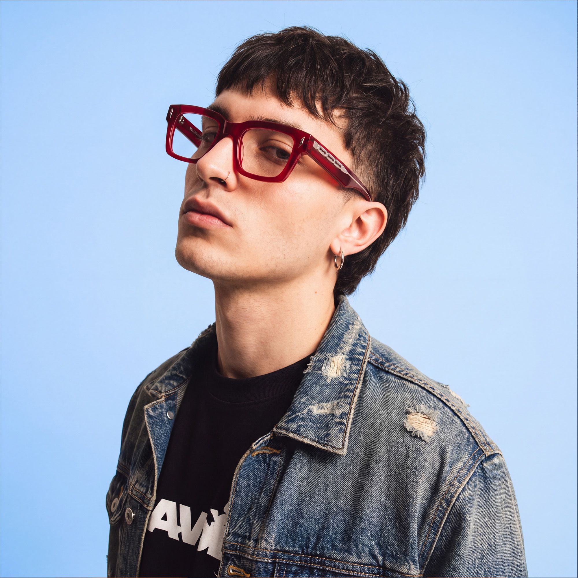 Brand Story: Behind the design of Razor - Transparent Red Razor Blade Glasses by Vooglam