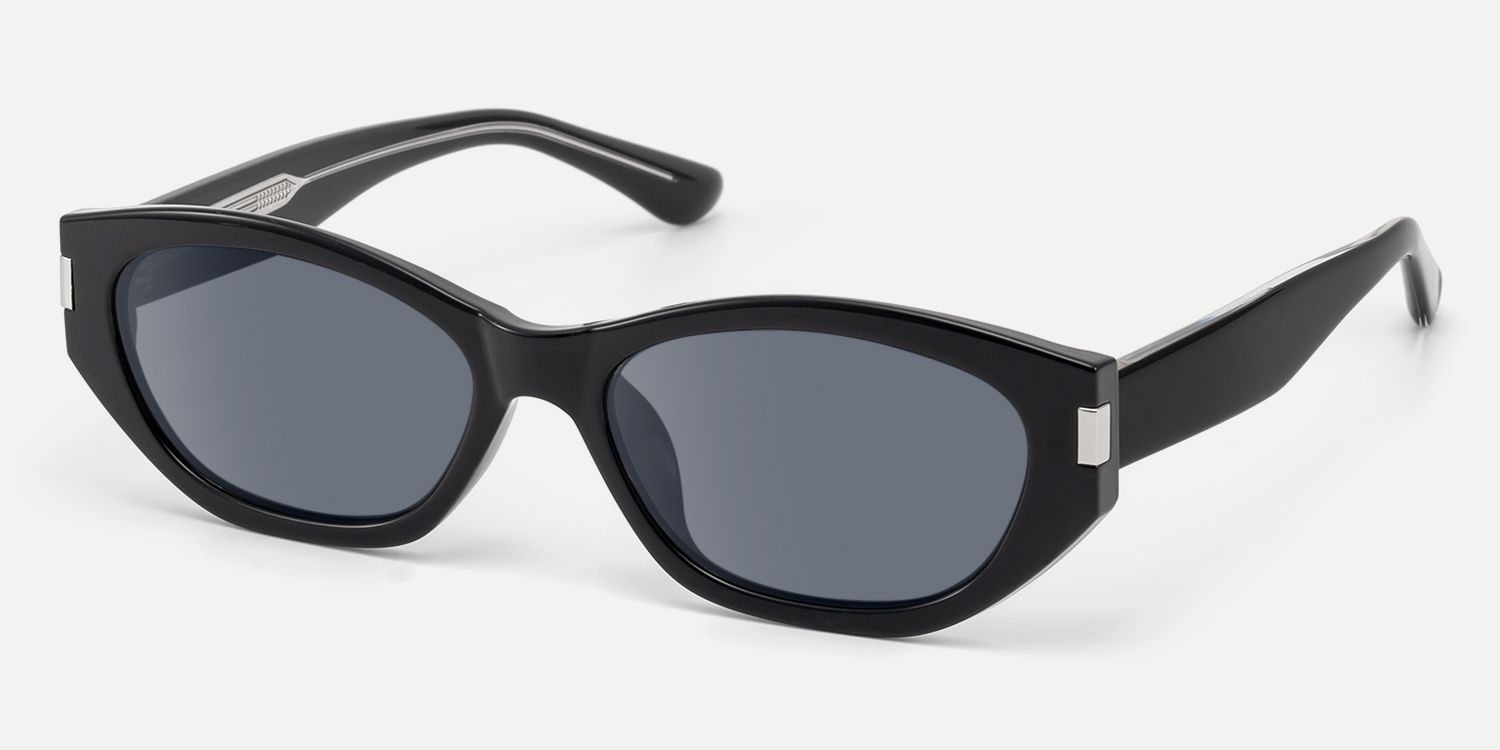 Reign - Geometric Black Sunglasses by Vooglam - Front View