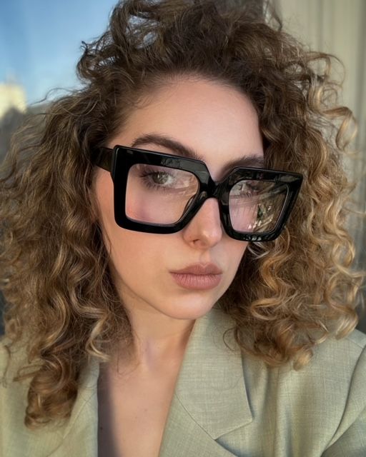 Vooglam review from qeti_imnadze: Comfortable shape and good quality!