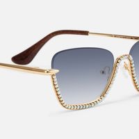 Viva - Cat Eye Gold Sunglasses | Vooglam Design Details
