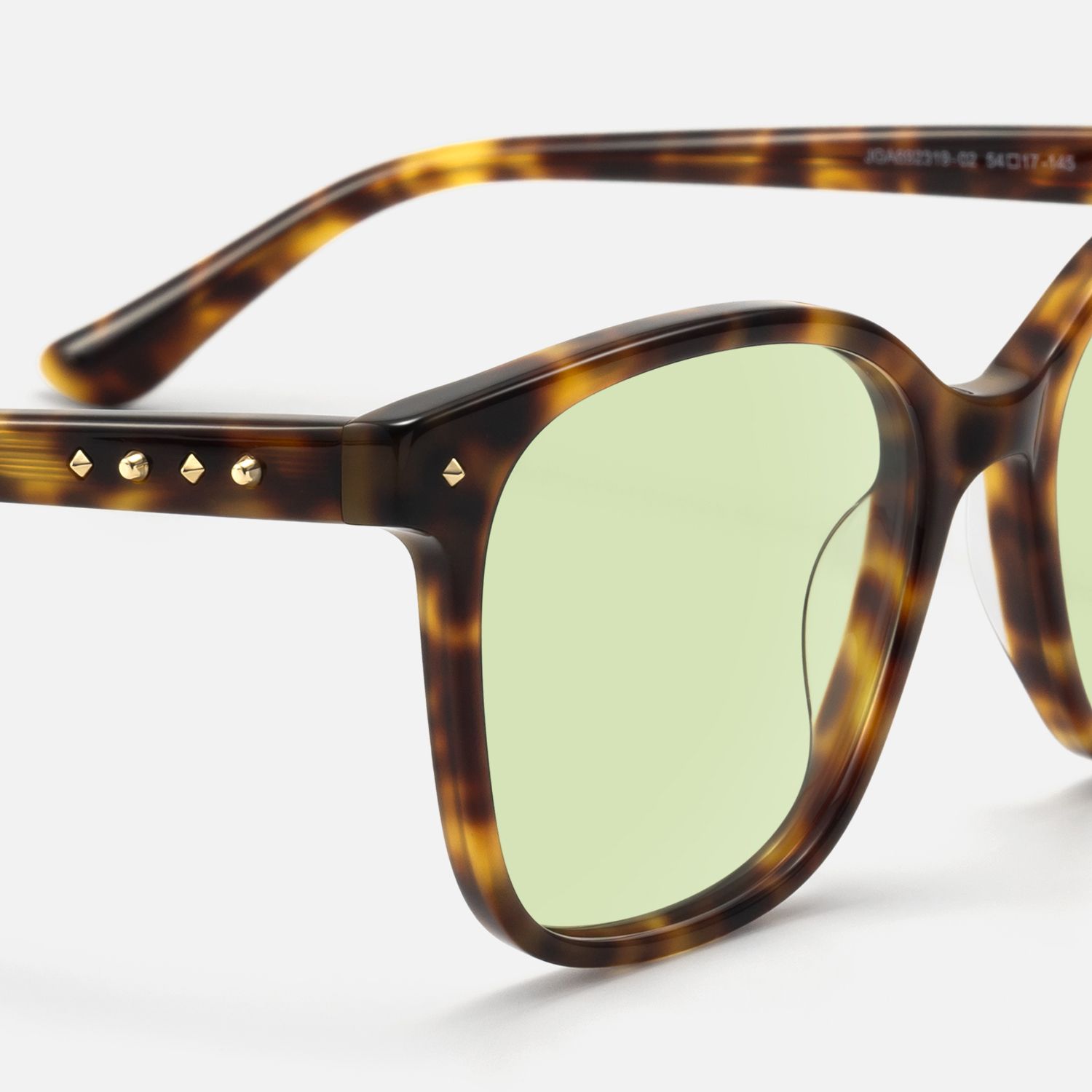 Spacek - Glam Punk Square Tortoise Sunglasses | Vooglam Design Details