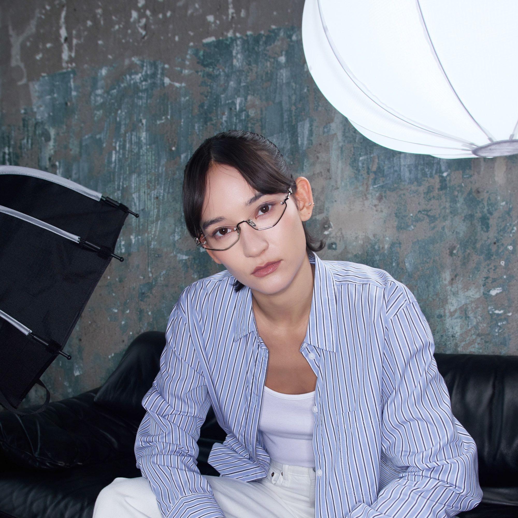 Niseko - Silver Diamond Shape Bottom Rim Glasses | Vooglam On Model 2