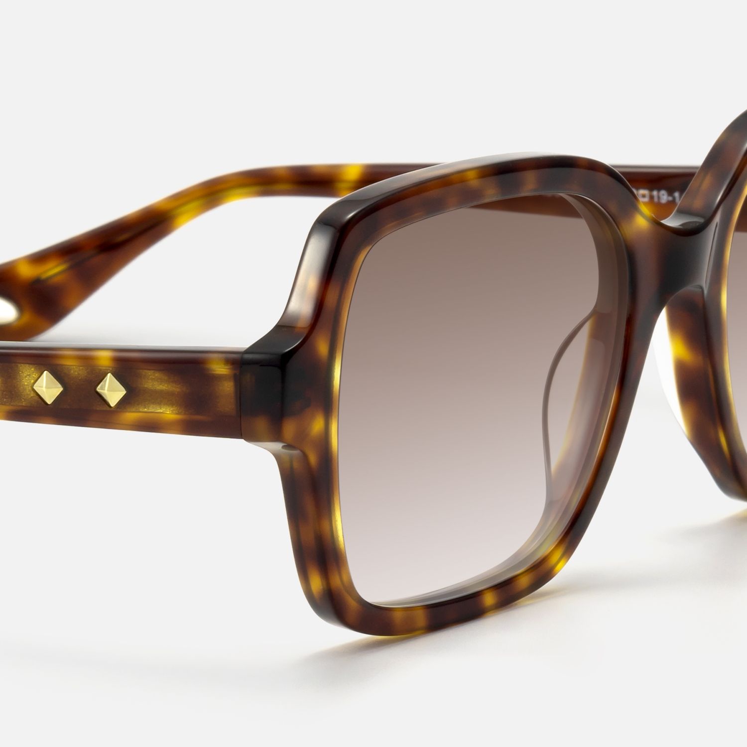 Meridian - Square Tortoise Acetate Sunglasses | Vooglam Design Details