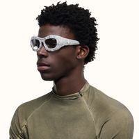 The Geologist - Bold Gray Marble Glasses | Vooglam On Model 4