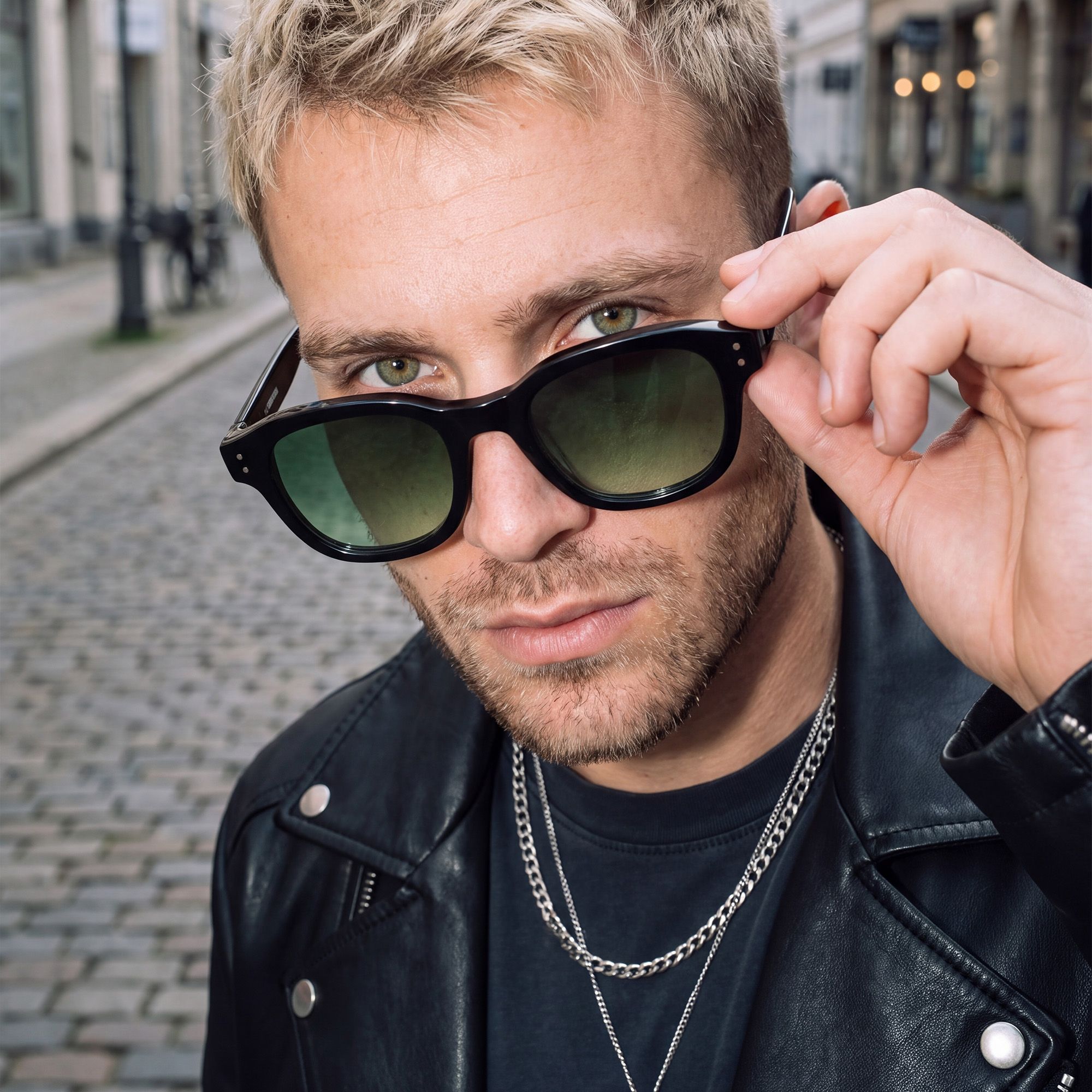 Vooglam Street Style in Real Life: Rainier - Dark Blue Horn Gradient Lens Shades by Vooglam