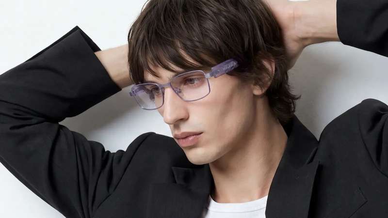 Toyo glasses: pearlescent metalic purple glasses with metal frames and acetate temples for man's daily outfit