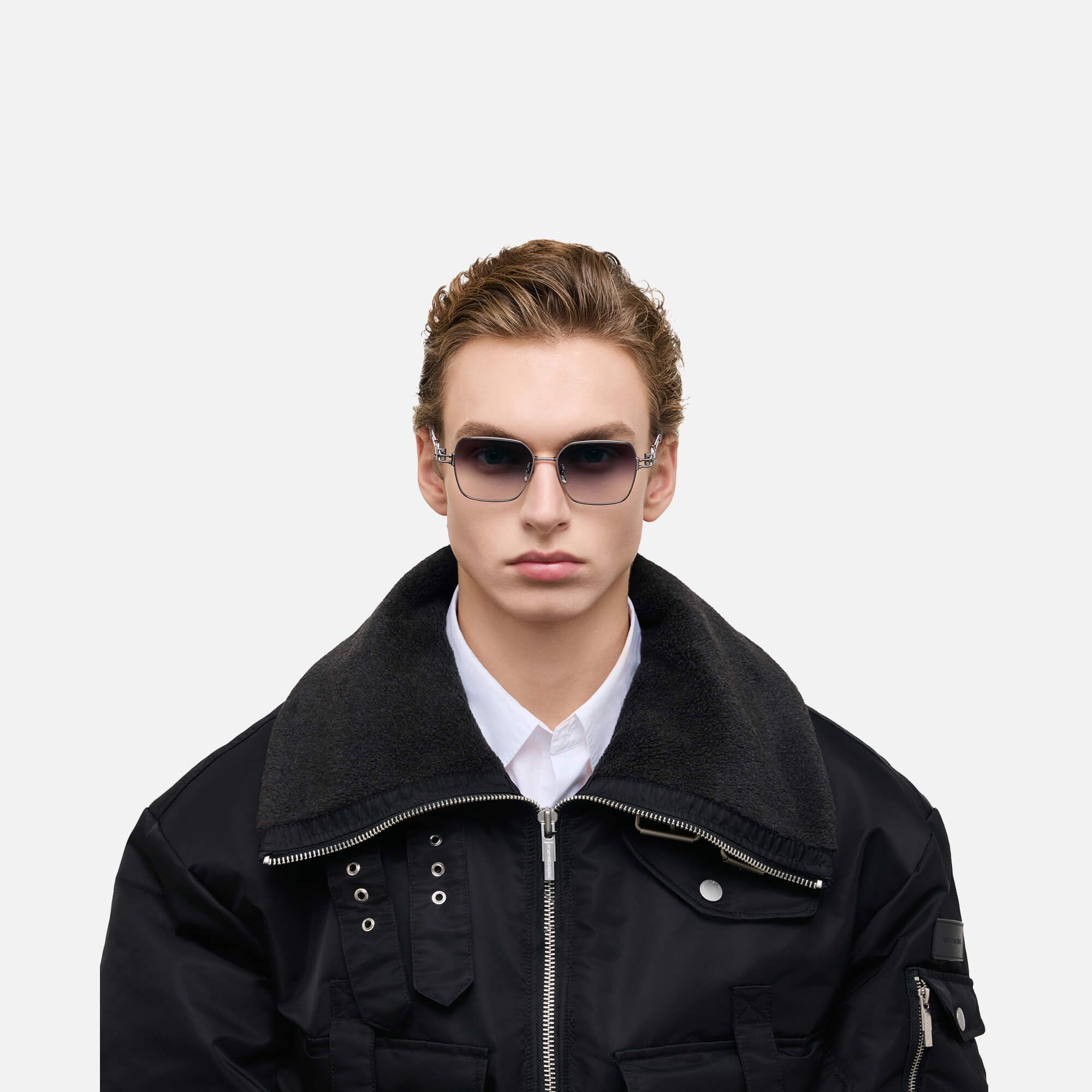 The Architect - Gunmetal Gradient Gray Sunglasses | Vooglam On Model 2