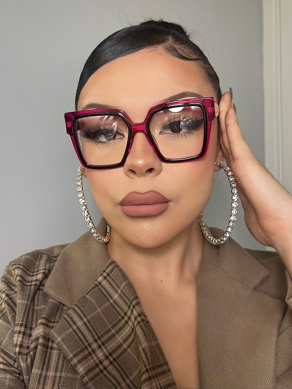Vooglam review from luvelycel_: I absolutely love these glasses! They're exactly what I was looking for. The frame is super high-quality, and the lenses are quite clear. A good purchase.