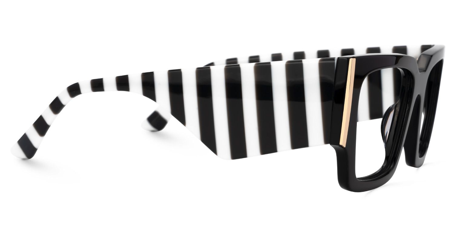 Fantasia - Rectangle Black Eyeglasses | Vooglam 4