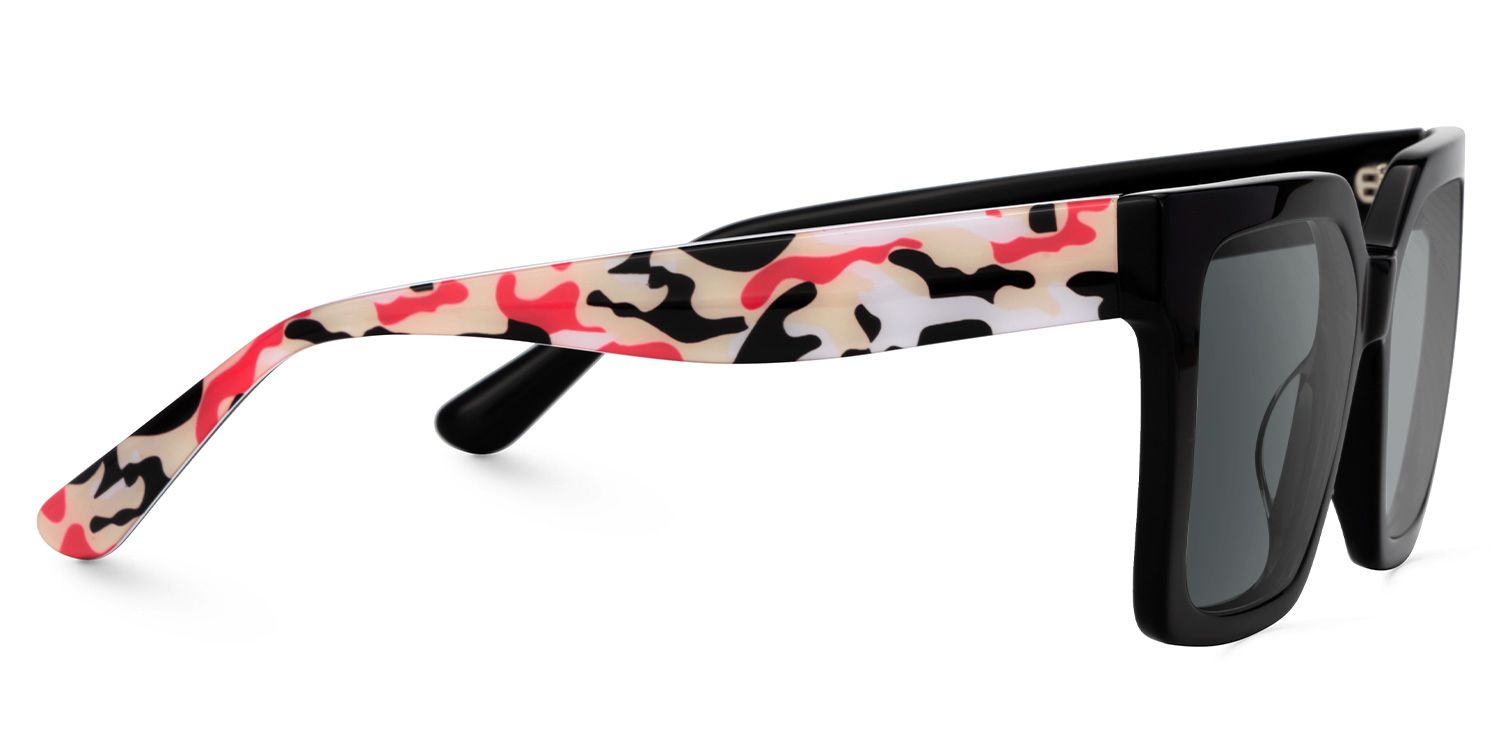 Fathia - Square Black Sunglasses | Vooglam 4