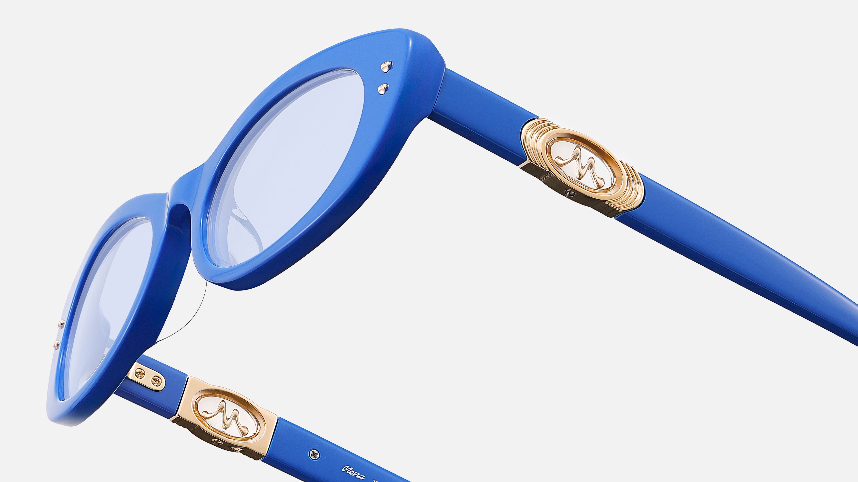 Give your signature a spin