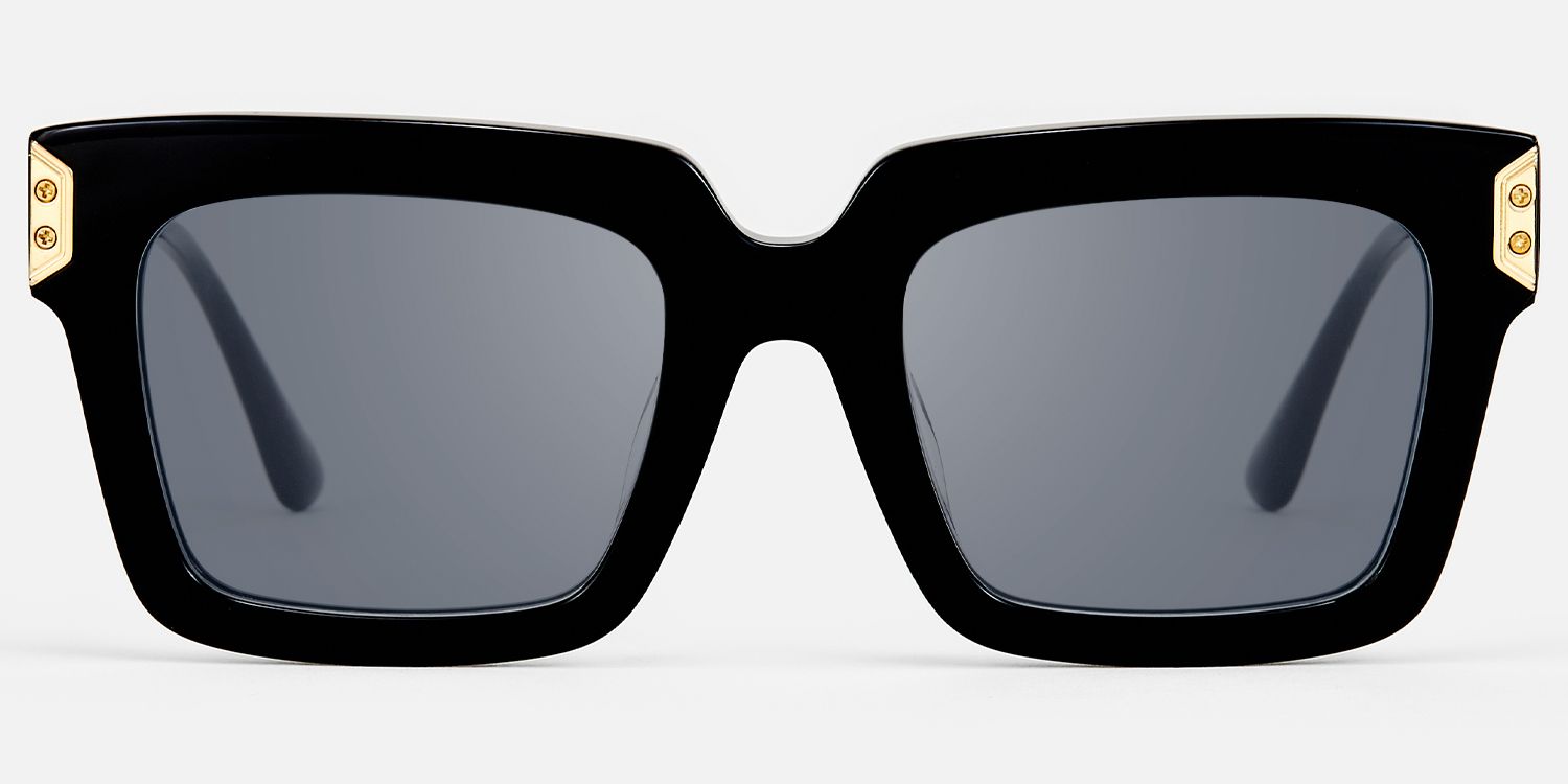 Daiane - Square Black Sunglasses product detail 2
