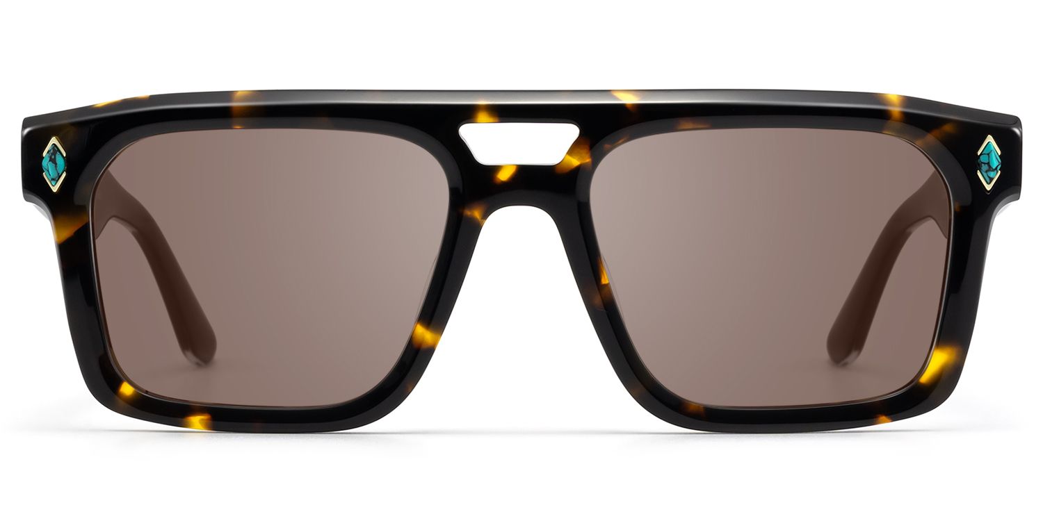 Bastion - Two Tone Gradient Sunglasses | Vooglam Product Details 1