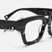 Sabrina - Rectangle Tortoise Eyeglasses | Vooglam Design Details