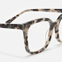 Kaiser - Square Tortoise Eyeglasses | Vooglam Design Details
