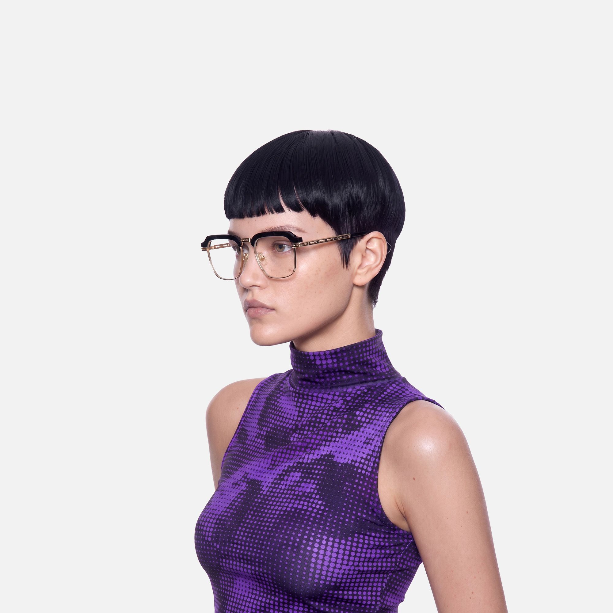 Archive - Black & Gold Razor Blade Glasses | Vooglam On Model 3