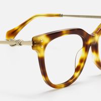 Wander - Cat eye Tortoise Eyeglasses | Vooglam Design Details