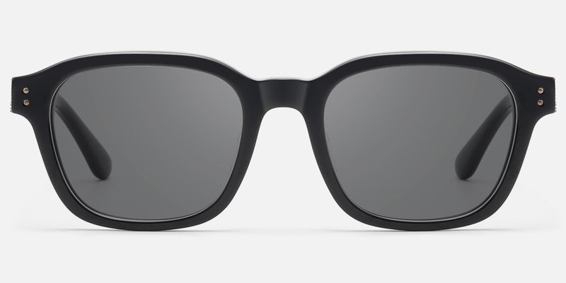 Rainier - Dark Gray Tint Black Zipper Sunnies | Vooglam